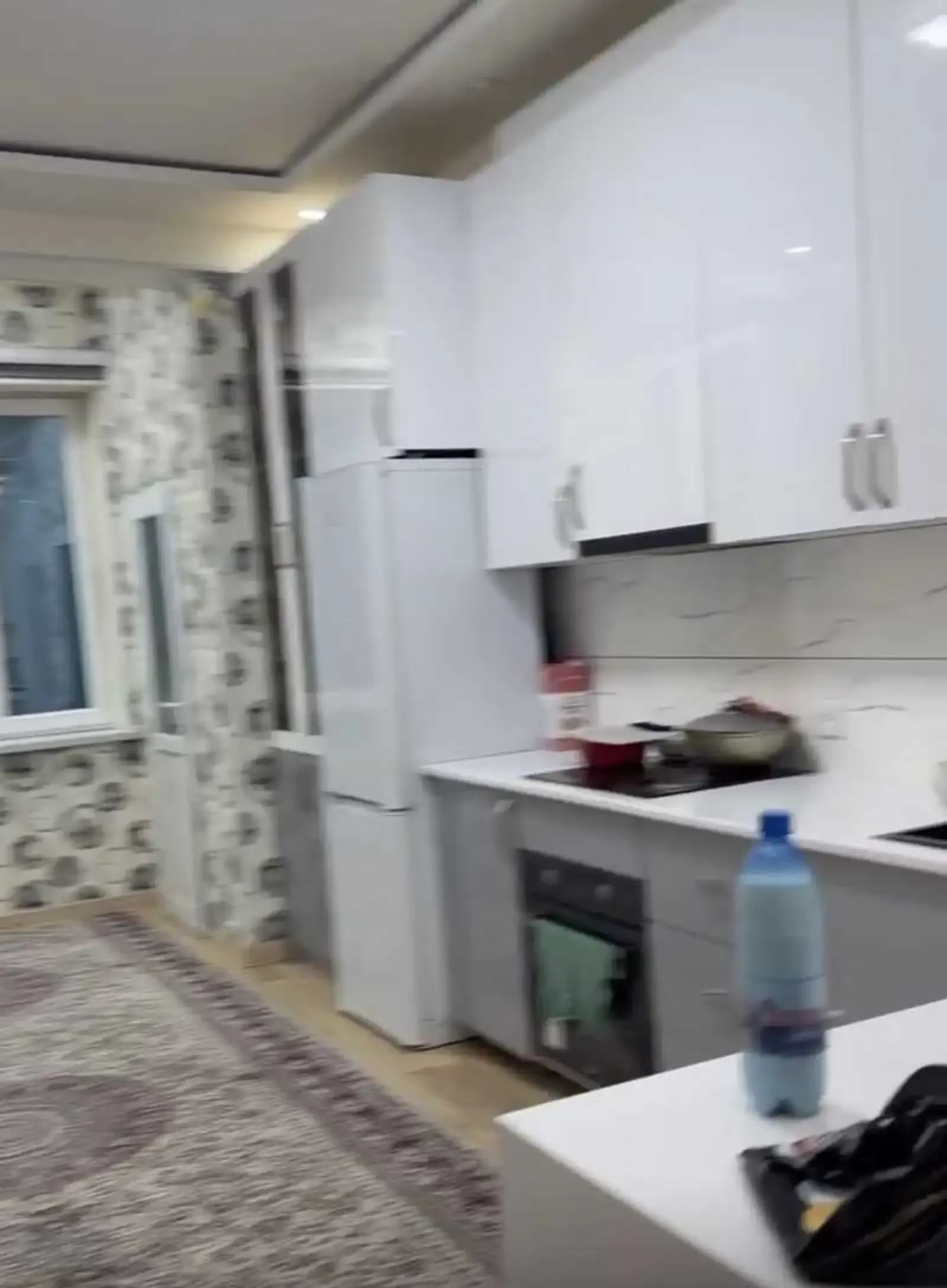 2-комн. квартира, 7 этаж, 97м², 112 мкр.Дом Пайкар
