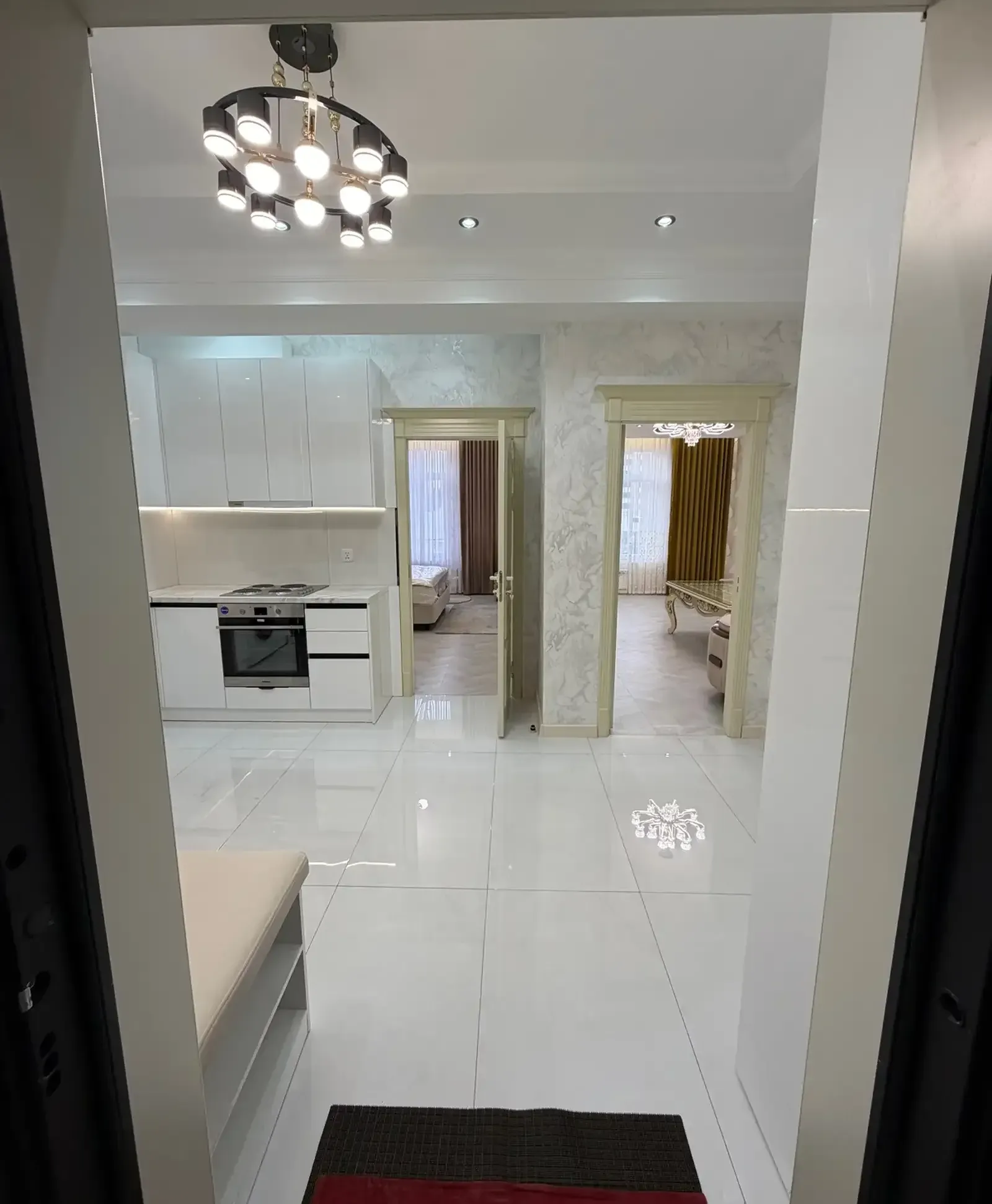 2-комн. квартира, 3 этаж, 65м², Овир/Славянский