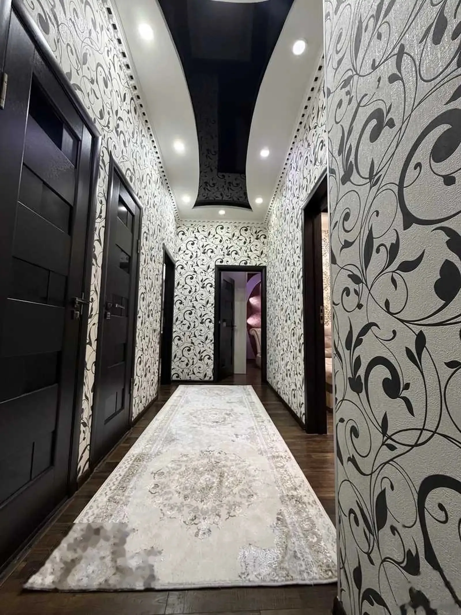 2-комн. квартира, 5 этаж, 82м², Садбарг