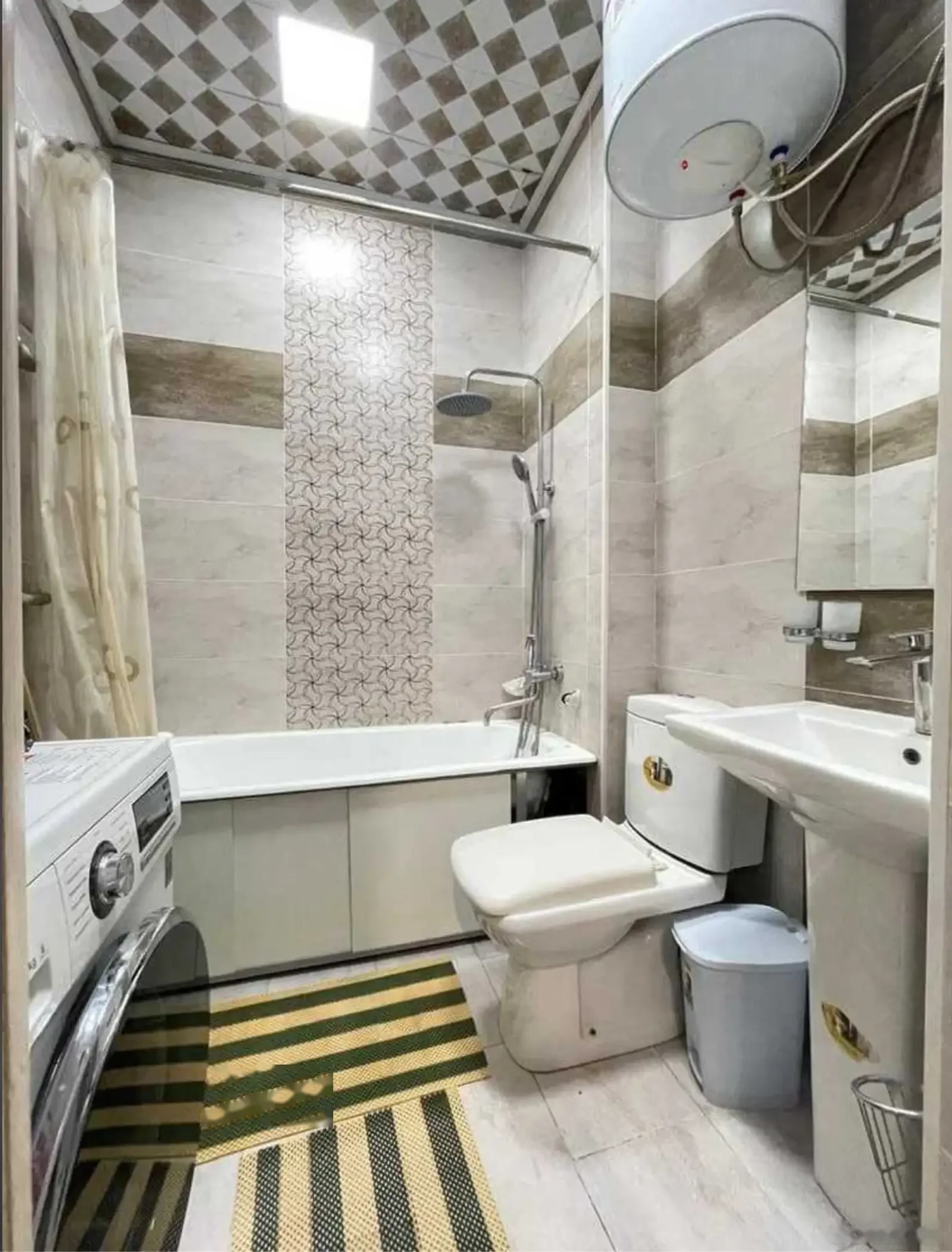 2-комн. квартира, 4 этаж, 70м², дом печать