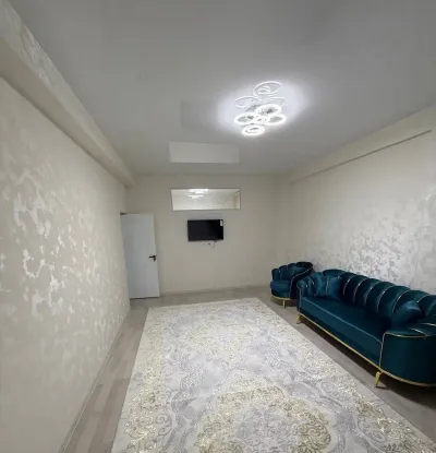 2-комн. квартира, 11 этаж, 60 м², 112мкр, Пайкар