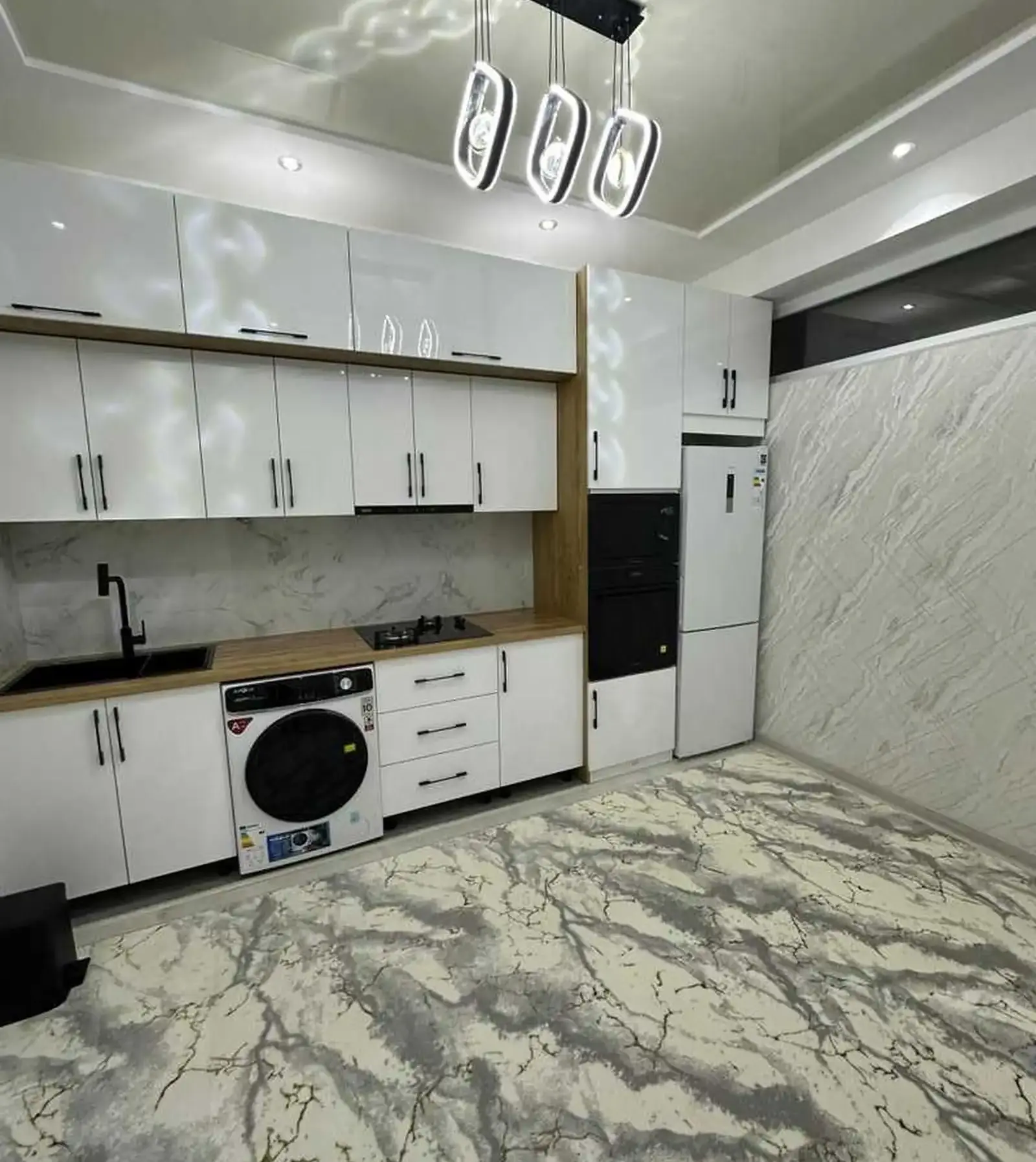 2-комн. квартира, 11 этаж, 71м², Напротив ресторана Бурак