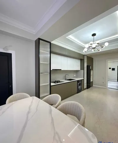 2-комн. квартира, 16 этаж, 83 м², Фирдавси