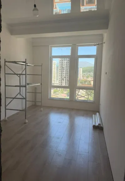 3-комн. квартира, 10 этаж, 90 м², И.Сомони