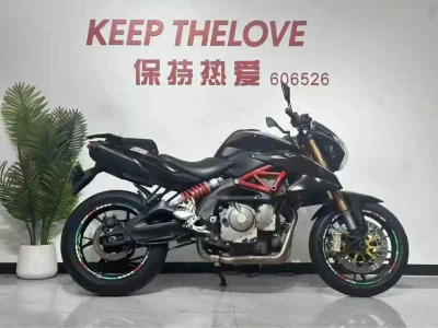 Мотоцикл Benelli