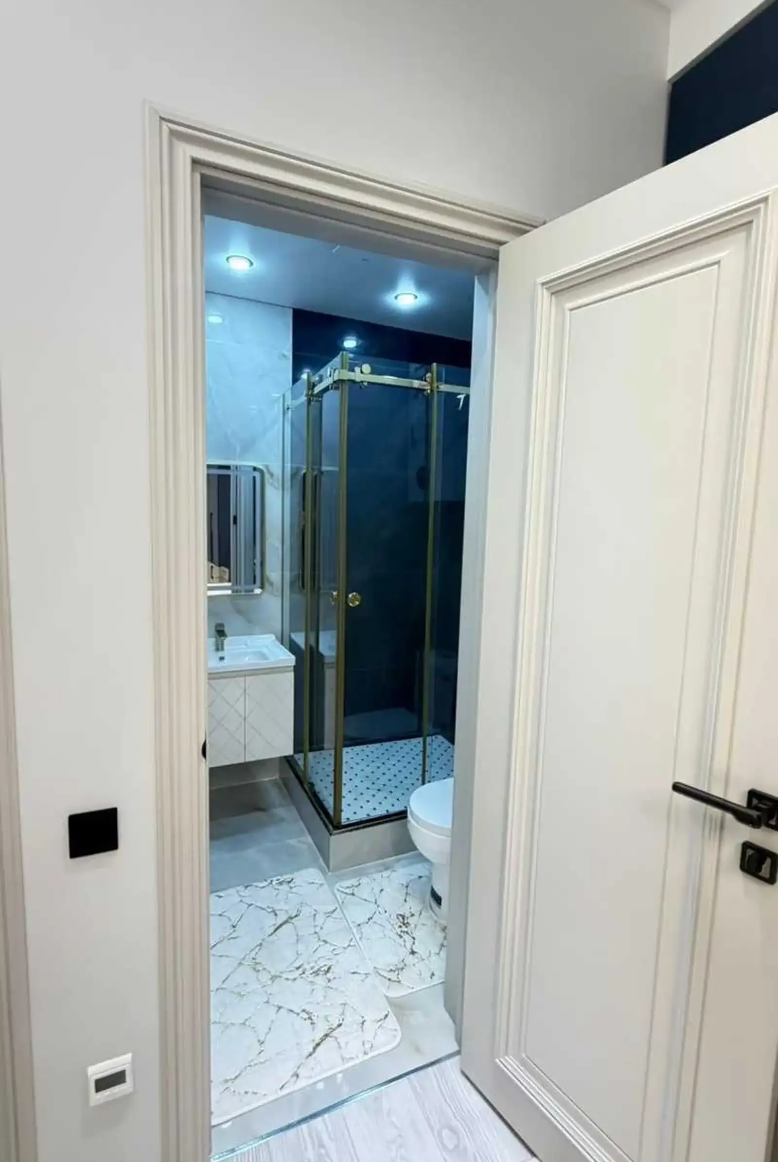3-комн. квартира, 11 этаж, 105м², И. Сомонӣ