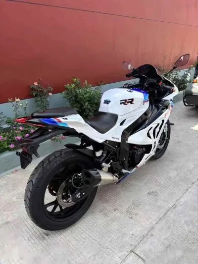 Мотоцикл BMW250RR