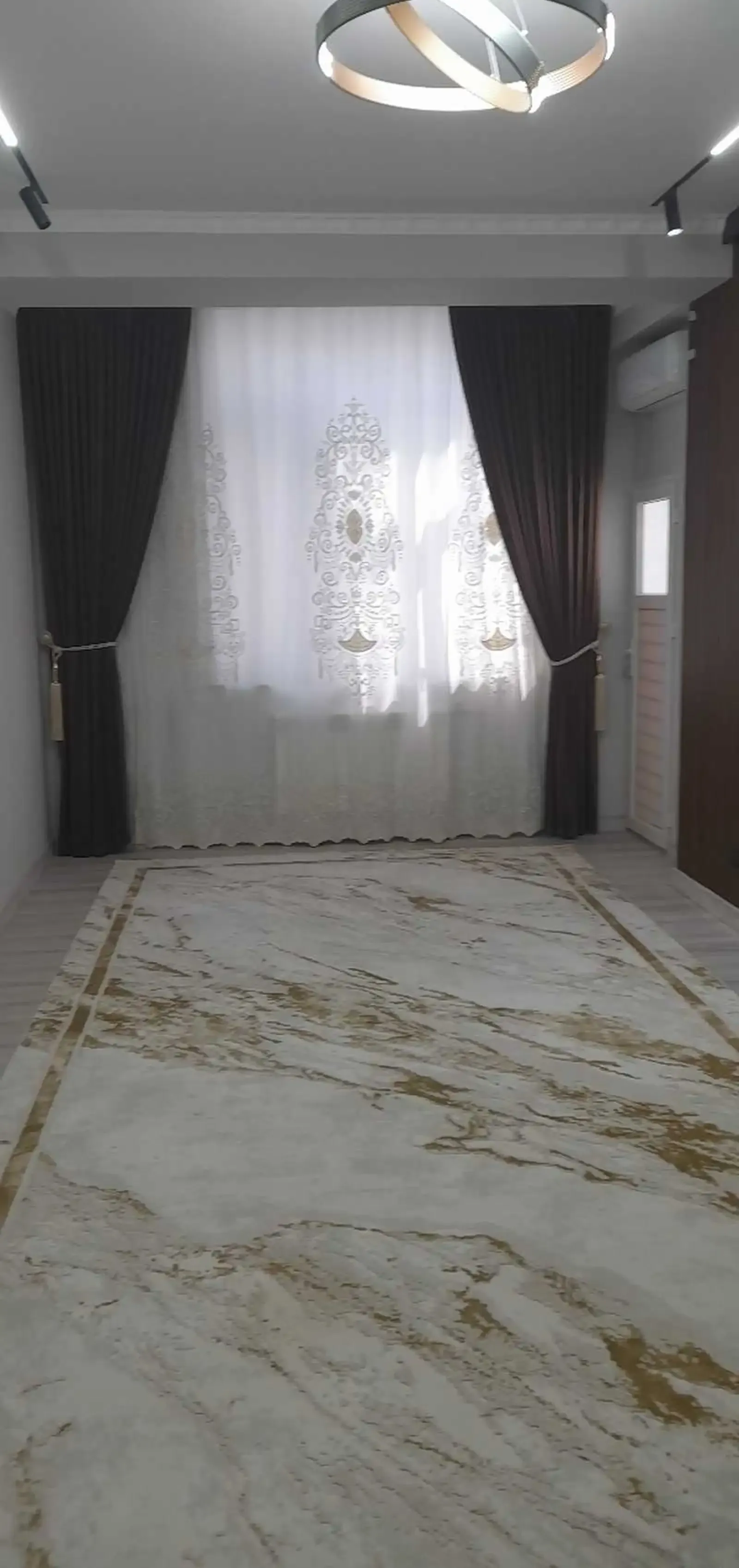 2-комн. квартира, 10 этаж, 60м², И.Сомони