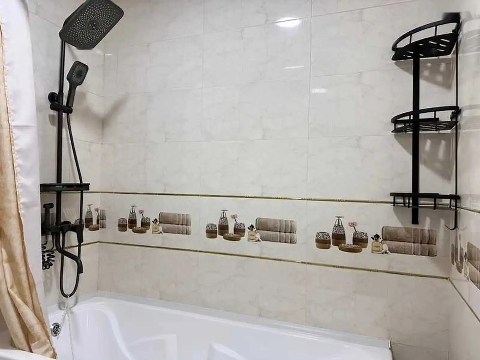 2-комн. квартира, 9 этаж, 80м², И.Сомони, бозори Мехргон