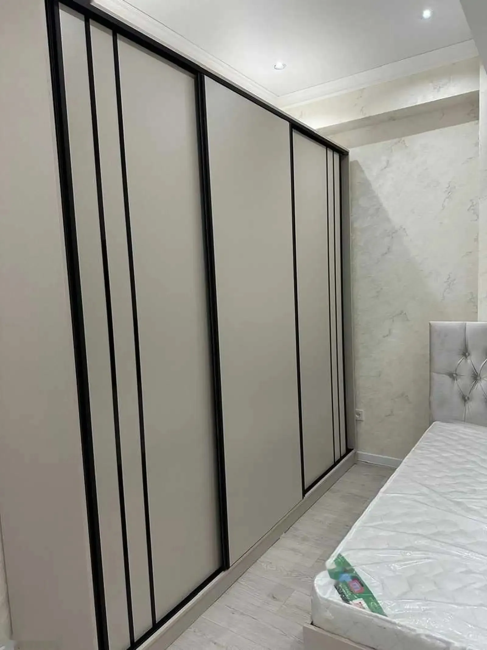 3-комн. квартира, 10 этаж, 80м², Аэропорт