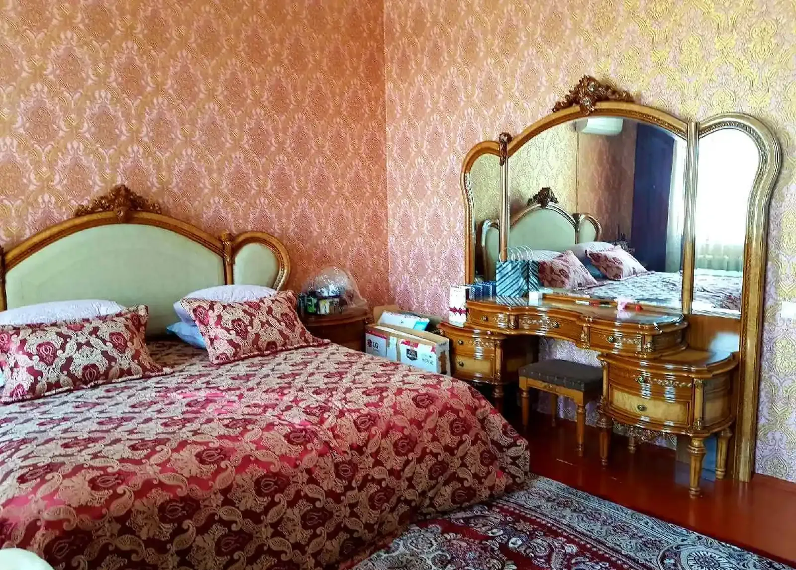 2-этажный, 10 комнатный дом, 900 м², Шохмансур
