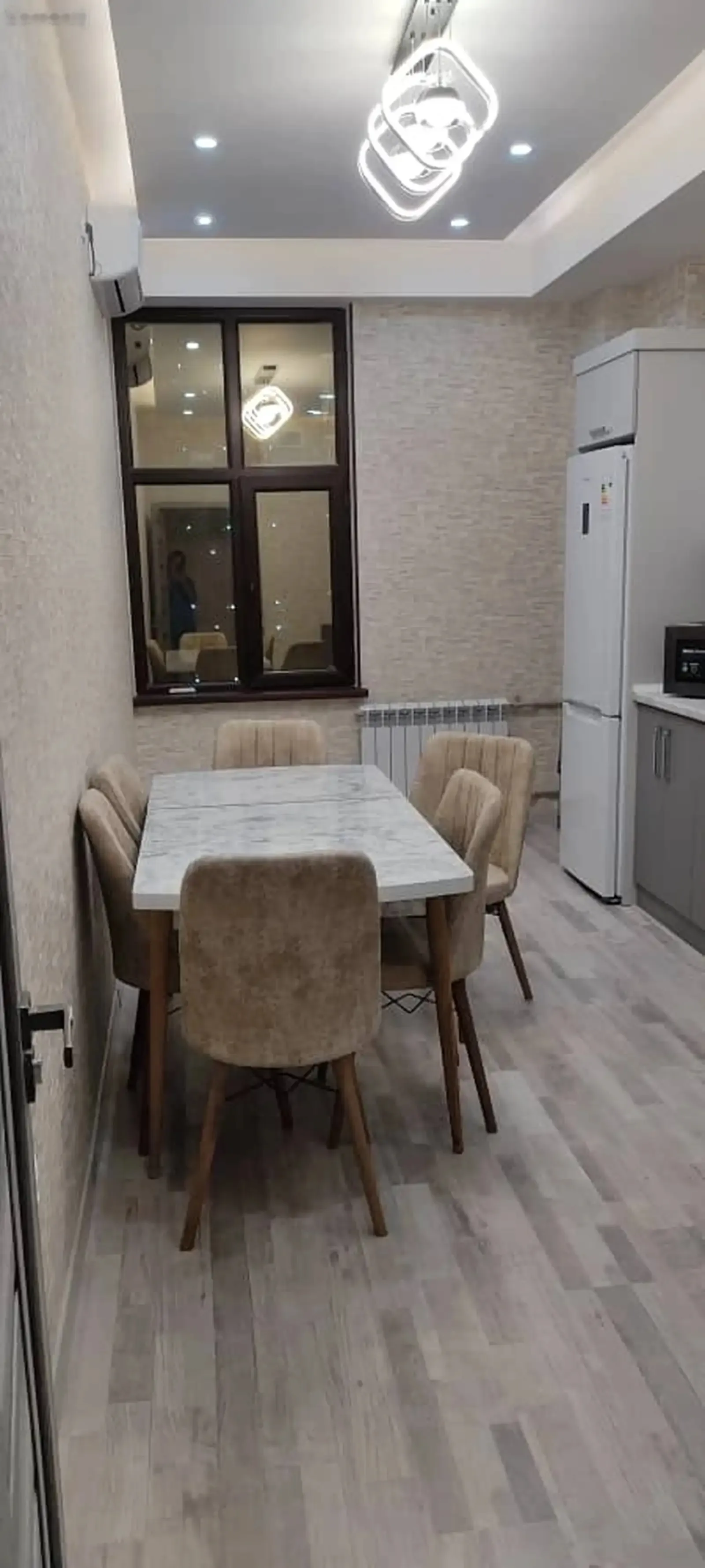 2-комн. квартира, 7 этаж, 83м², Скорый