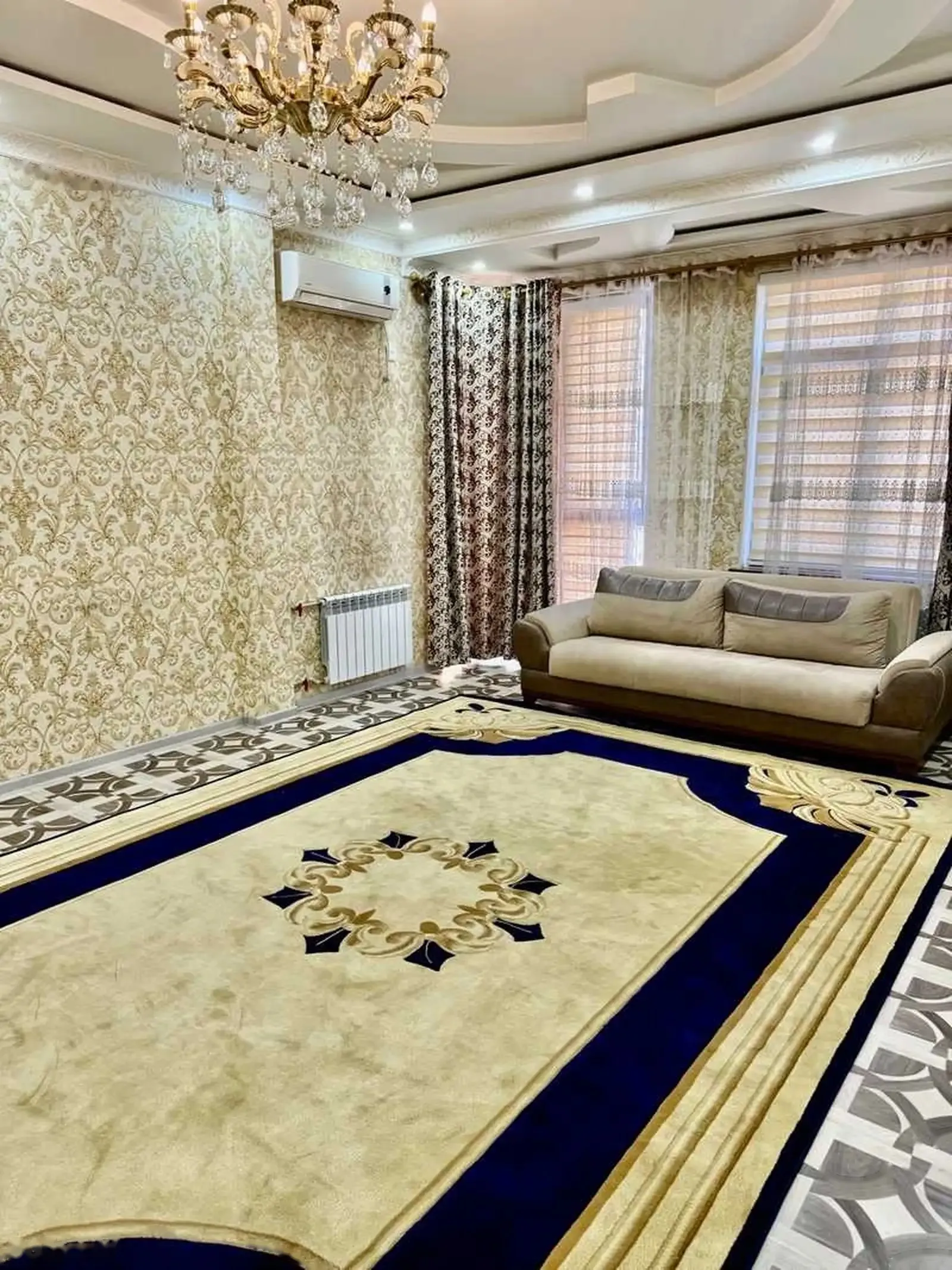 3-комн. квартира, 4 этаж, 140м², дом печати