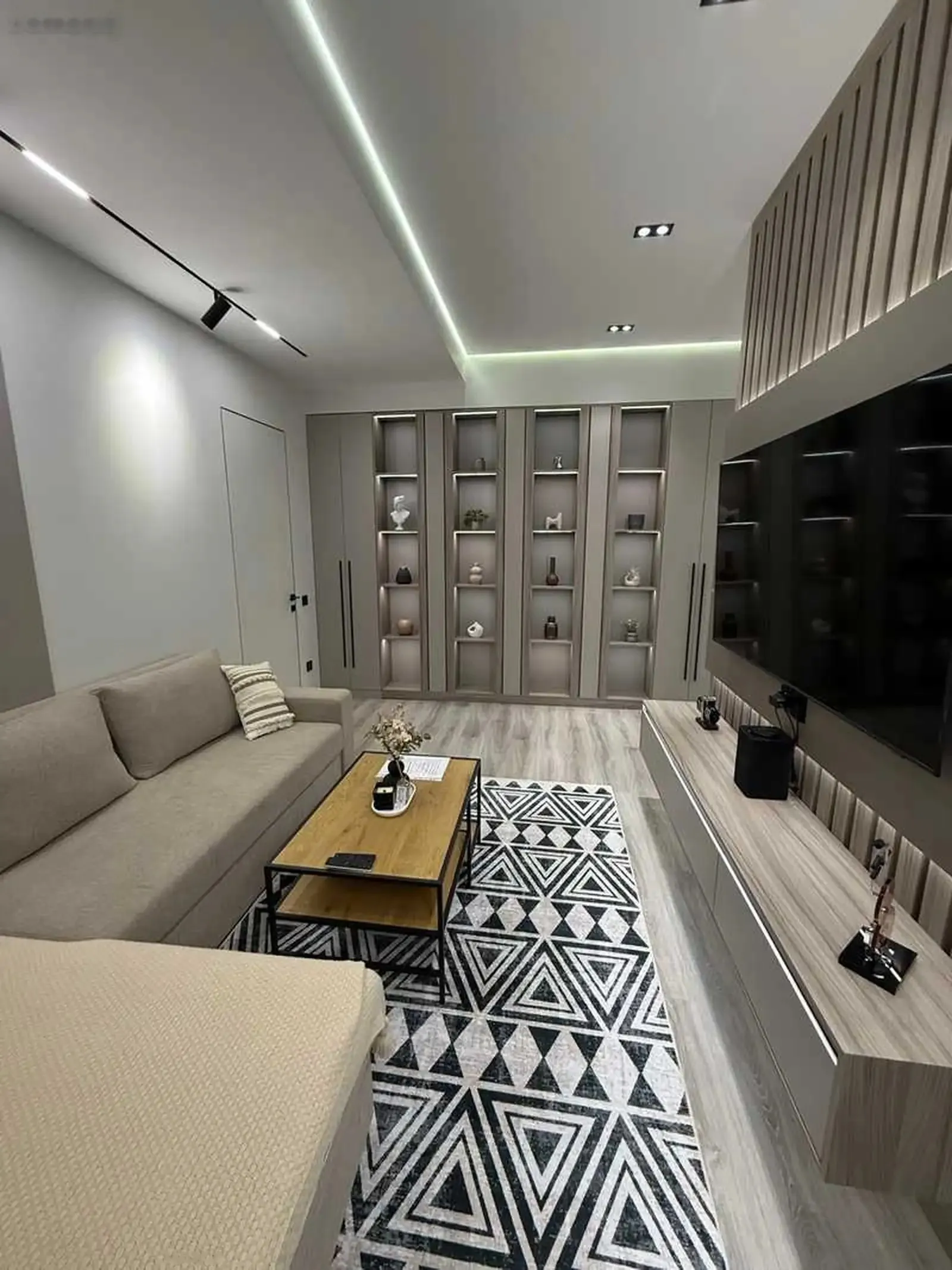 2-комн. квартира, 18 этаж, 73м², овир жк пули сангин