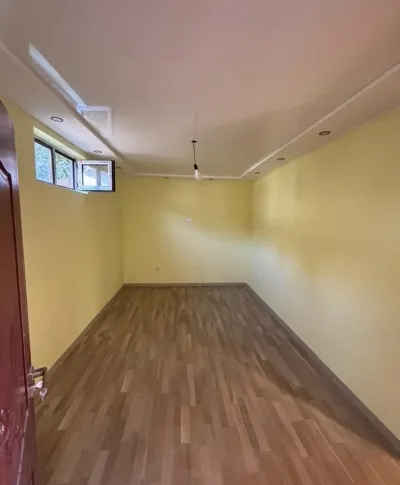 5-комн. квартира, 1 этаж, 150 м², На против Кушониён