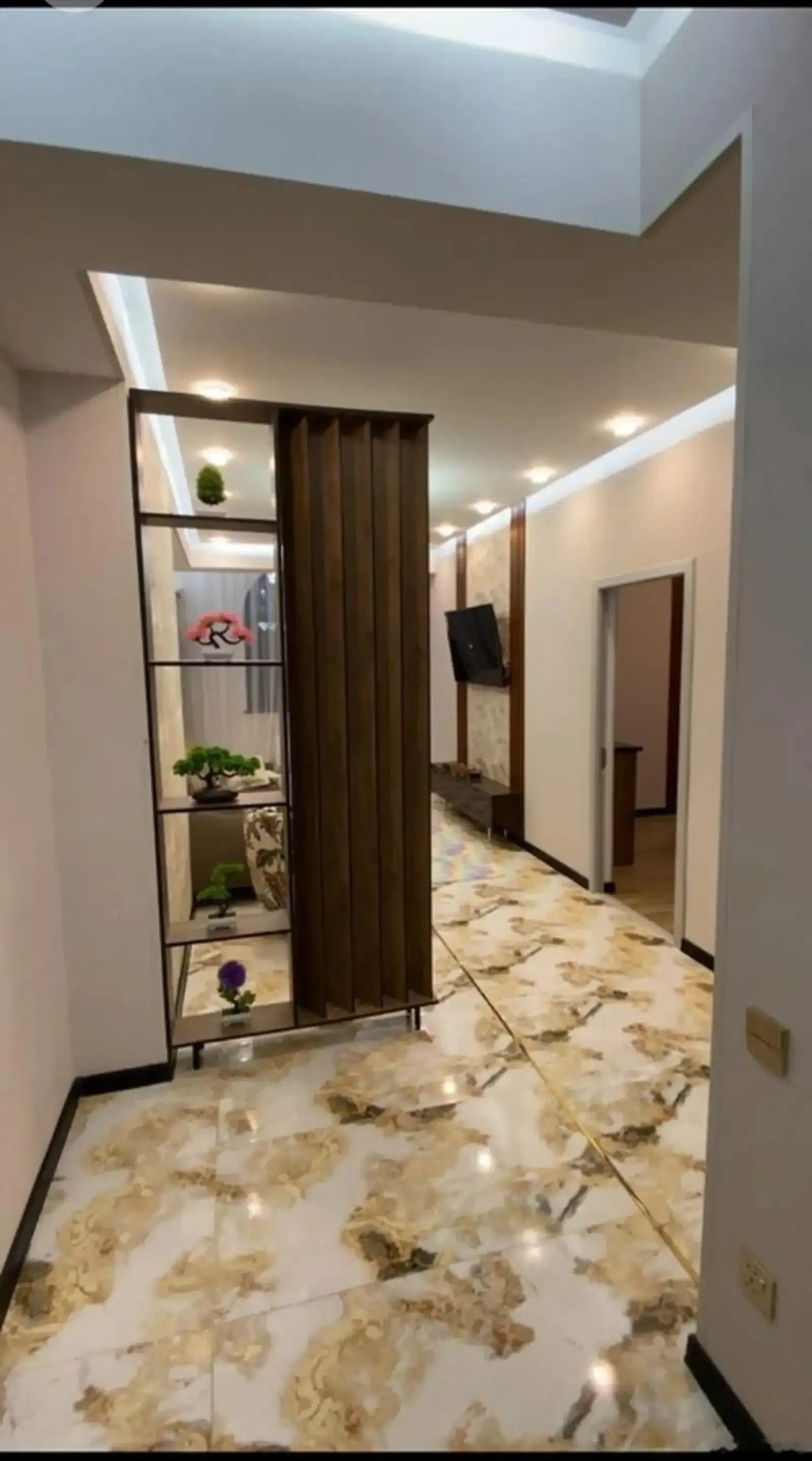 2-комн. квартира, 10 этаж, 93м², Аэропорт