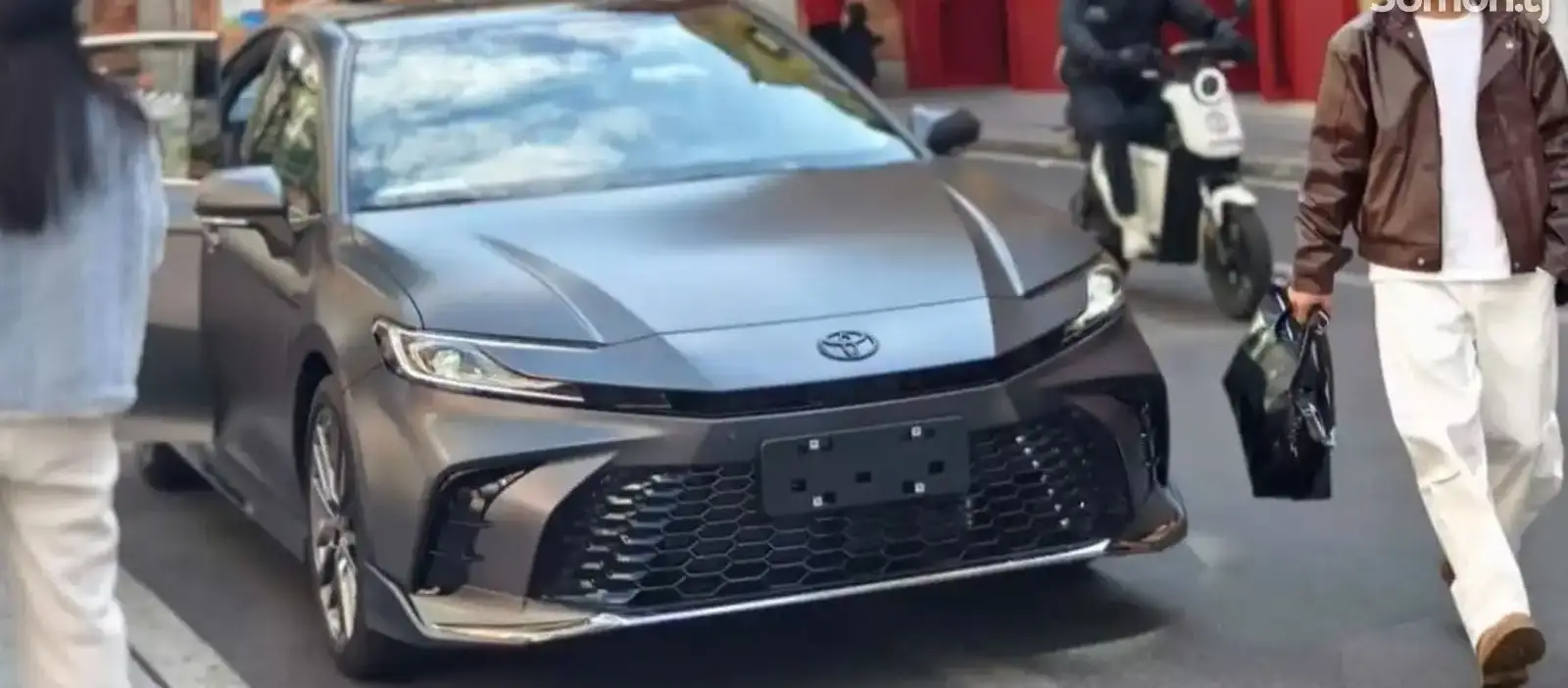 Toyota Camry,