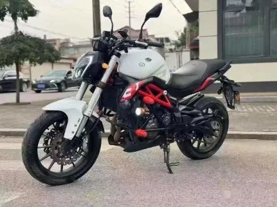 Мотоцикл Benelli