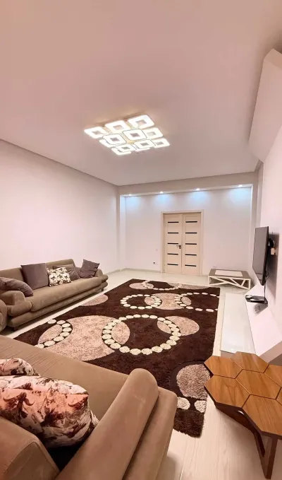 2-комн. квартира, 9 этаж, 1000м², Шохмансур