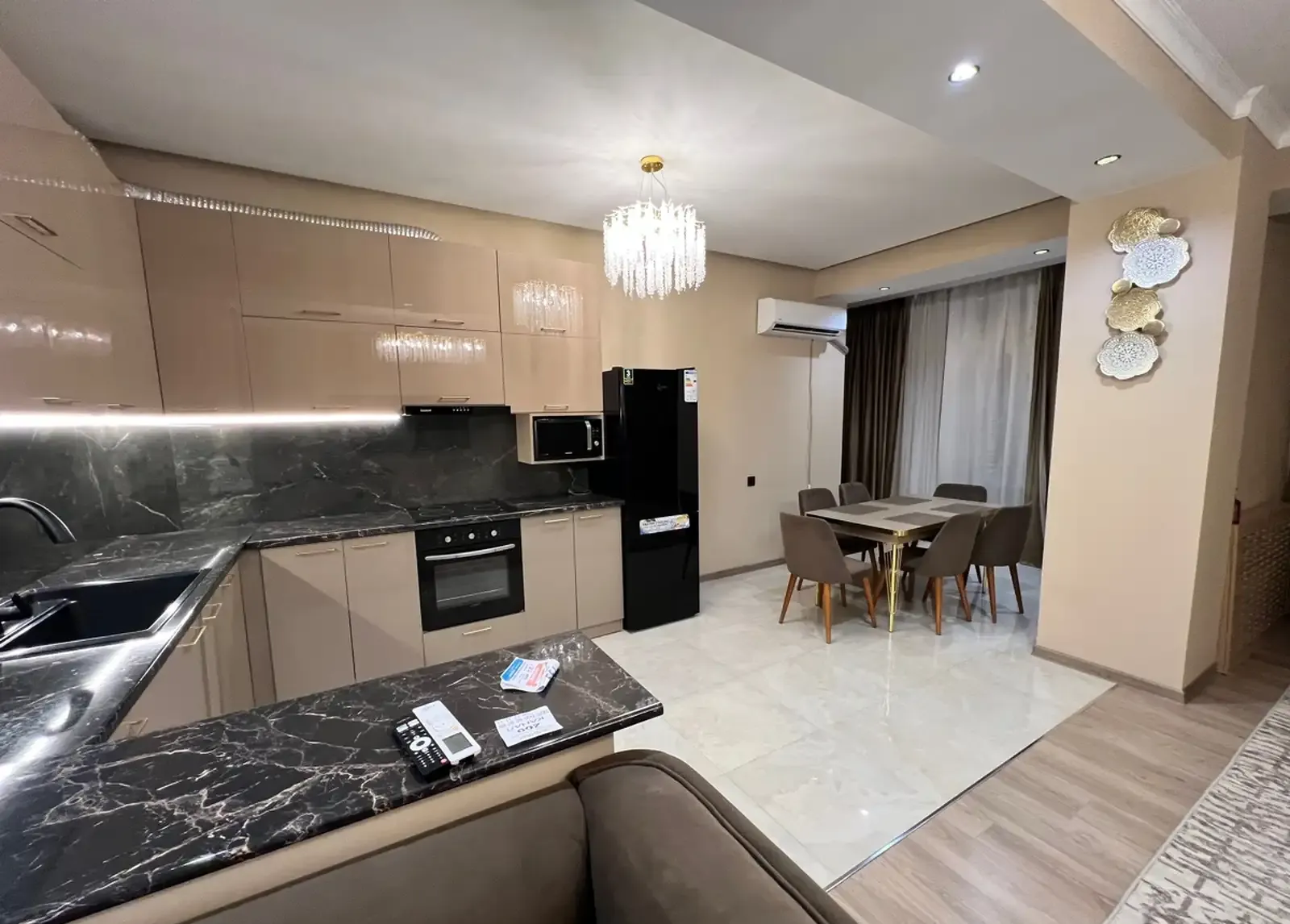 3-комн. квартира, 14 этаж, 103м², овир