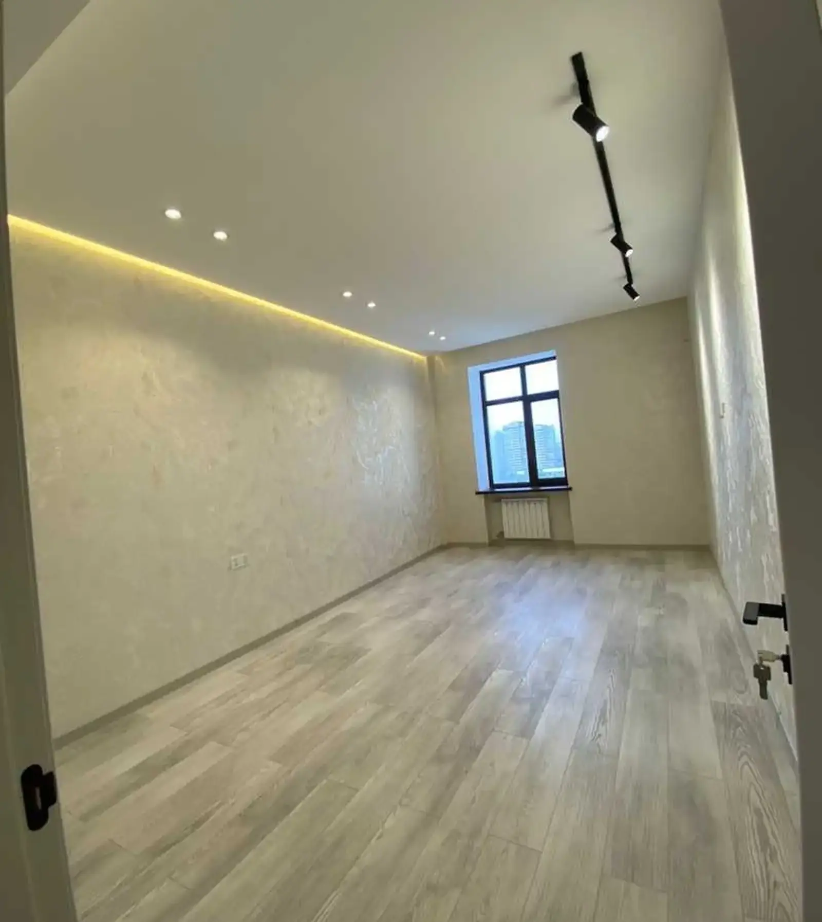 2-комн. квартира, 11 этаж, 78м², фирдавси