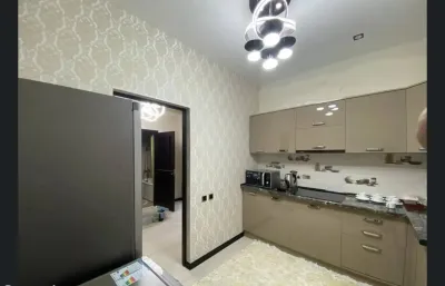 2-комн. квартира, 10 этаж, 76м², Шохмансур