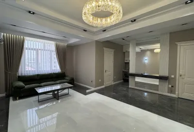 2-комн. квартира, 9 этаж, 60м², Славянский Университет, С/М Шохон