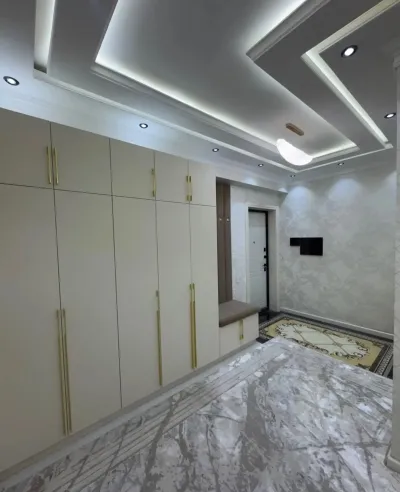 3-комн. квартира, 2 этаж, 125м², Сино