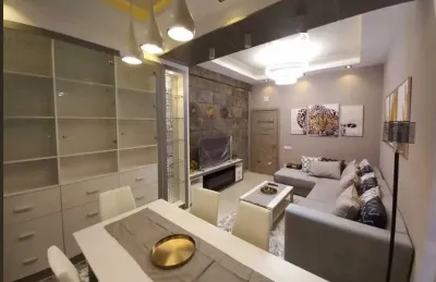 3-к квартира, 5 этаж, 90 м², сино