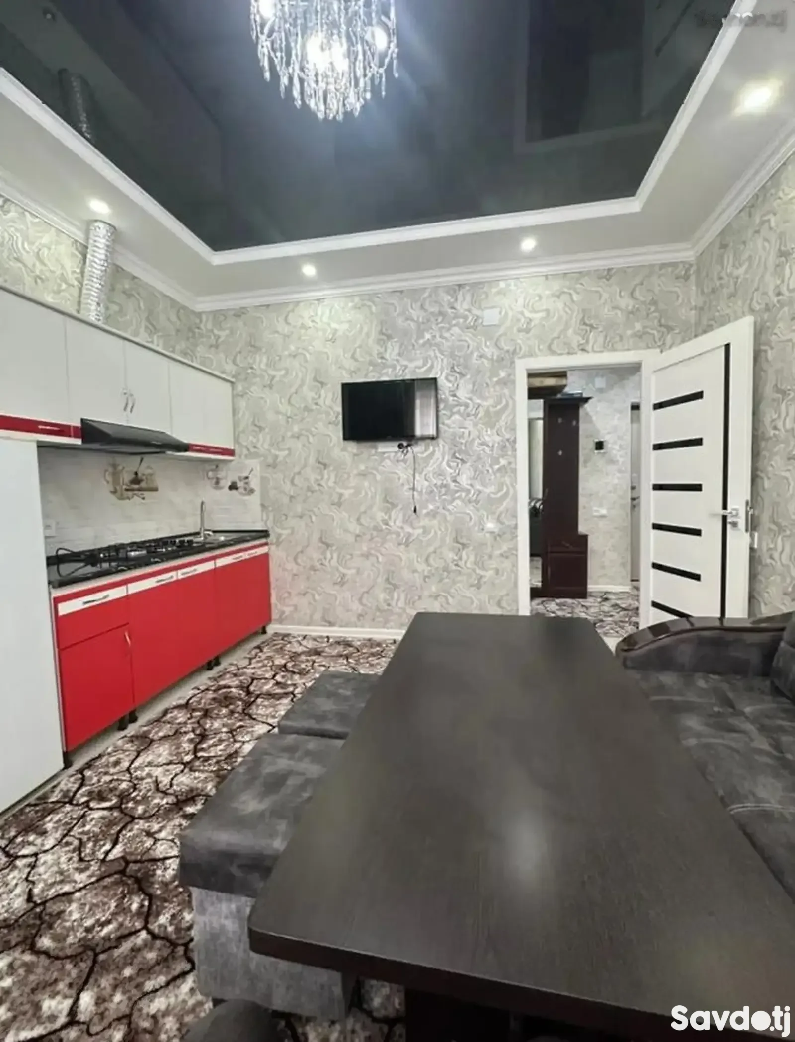 1-комн. квартира, Цокольный этаж, 48 м², 18 микрорайон