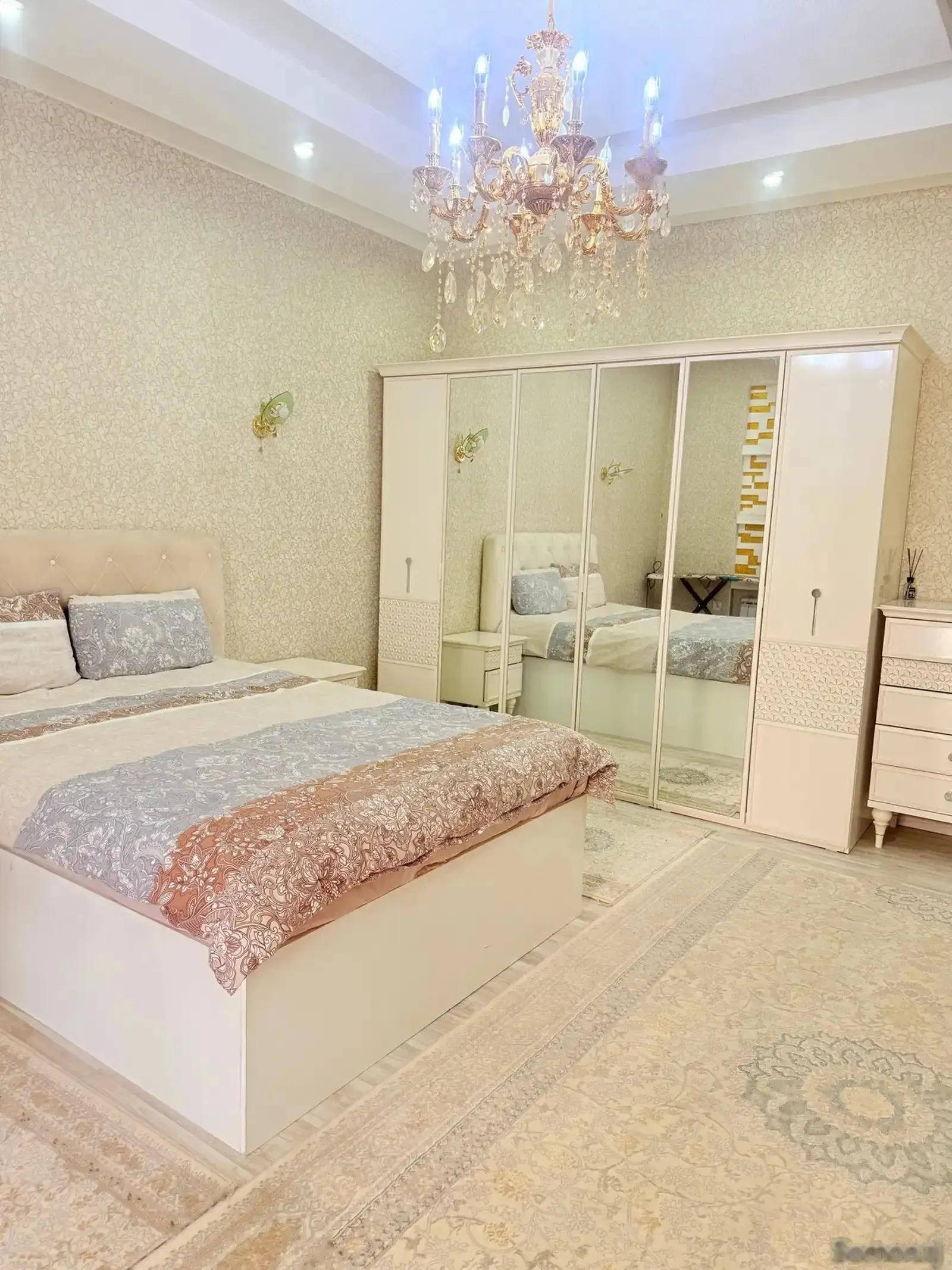 3-комн. квартира, 9 этаж, 100м², Исмоили Сомони