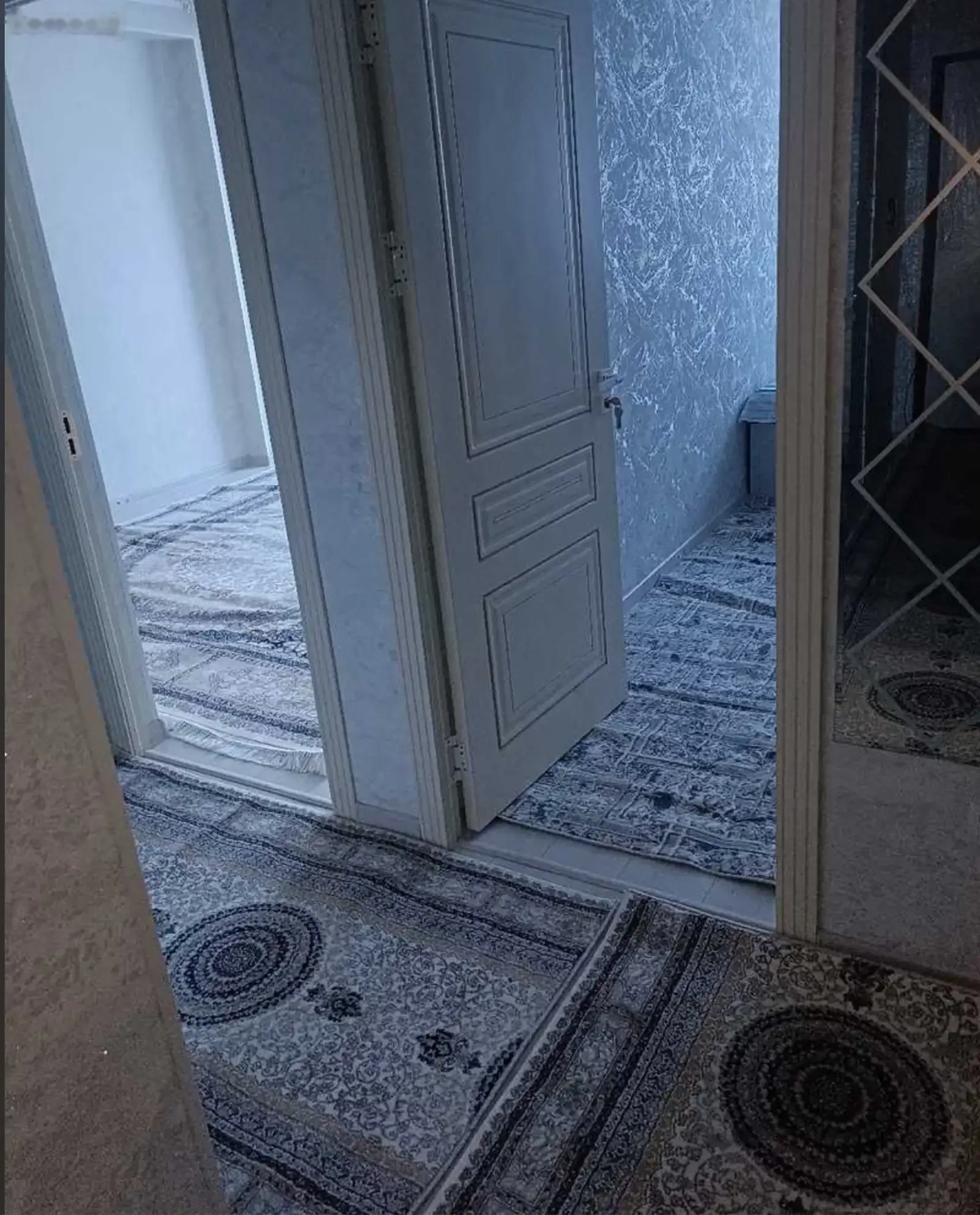 2-комн. квартира, 5 этаж, 58м², 102мкр