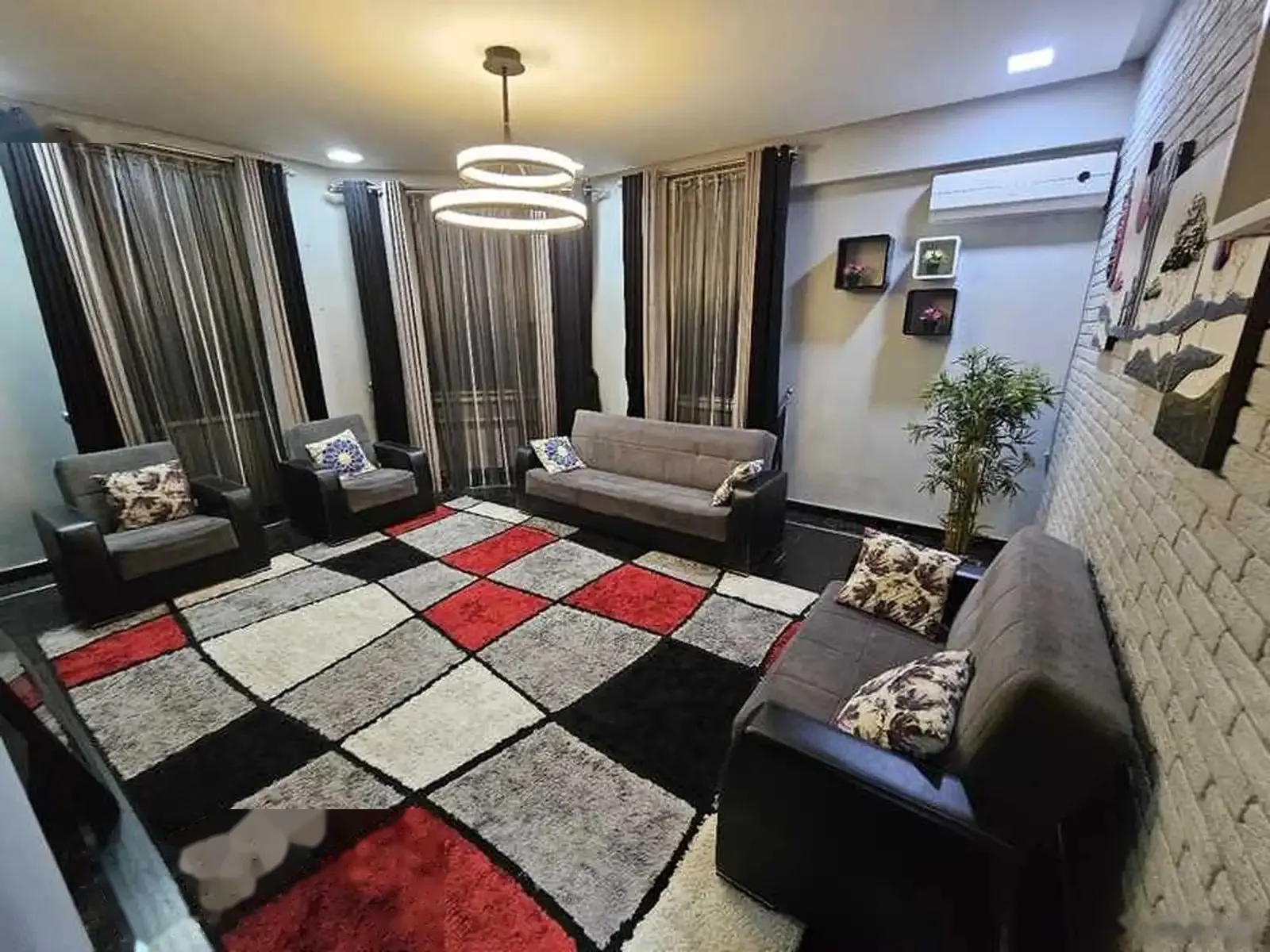 3-комн. квартира, 3 этаж, 105м², 112мкр