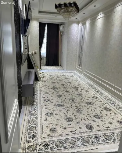 2-комн. квартира, 17 этаж, 80м², Фирдавси