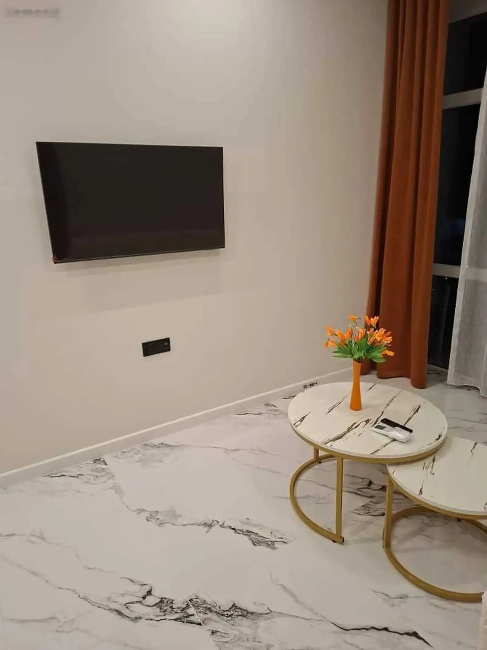 3-комн. квартира, 16 этаж, 87м², пайкари голубой экран