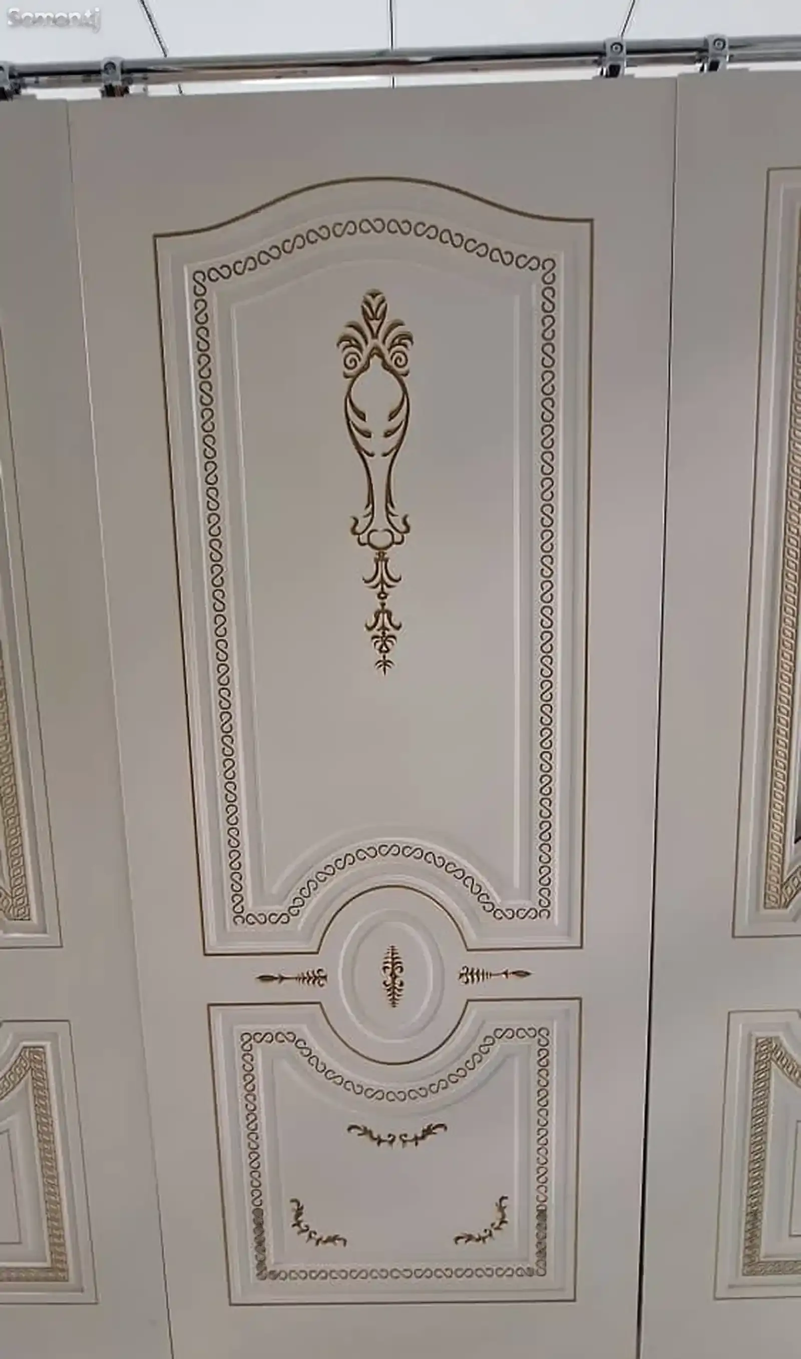 Дверь