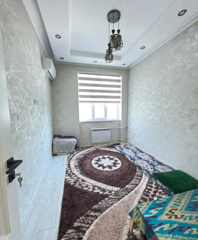 4-комн. квартира, 2 этаж, 100 м², Фирдавси