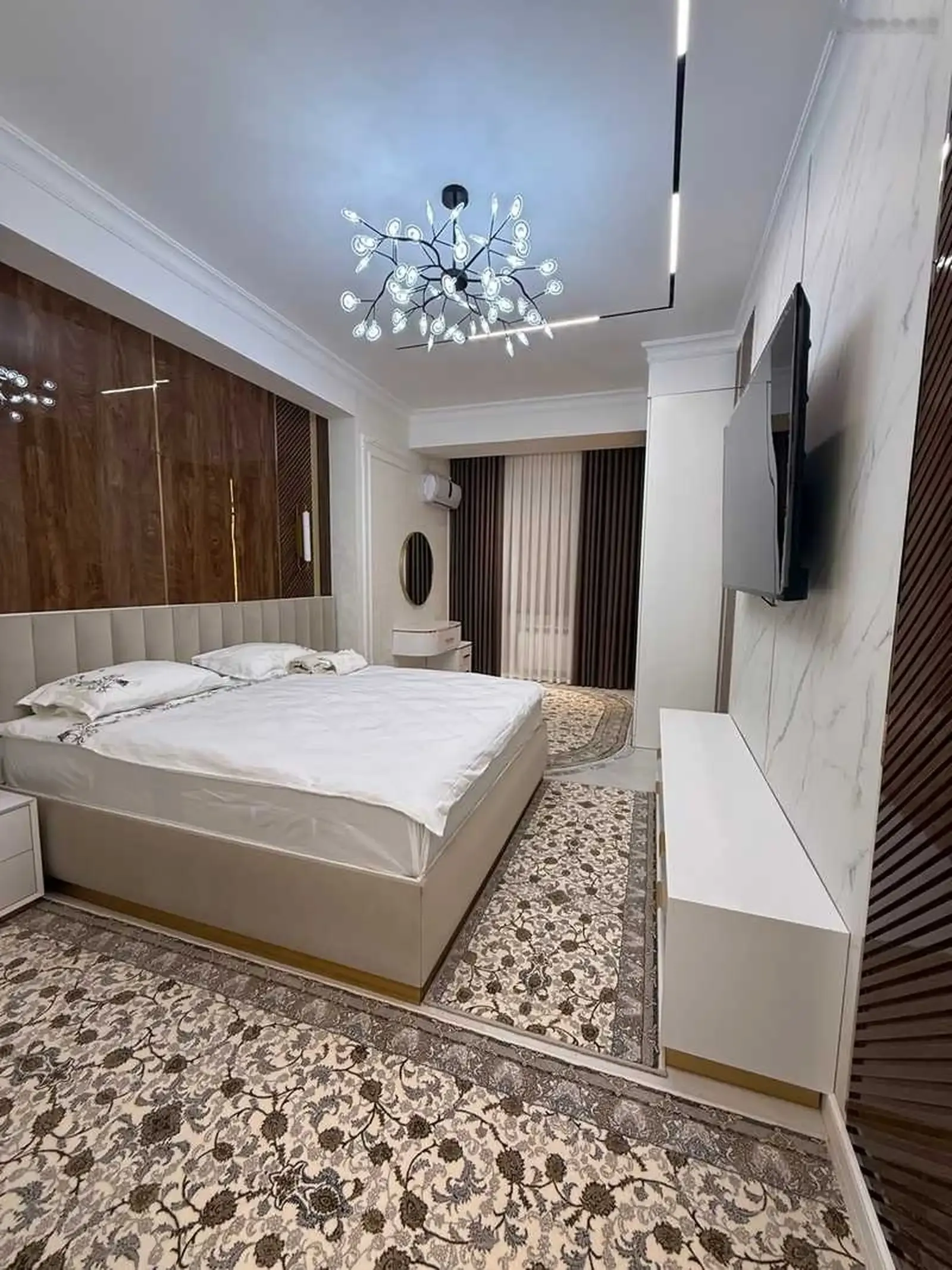 3-комн. квартира, 10 этаж, 120м², Улица Карамова