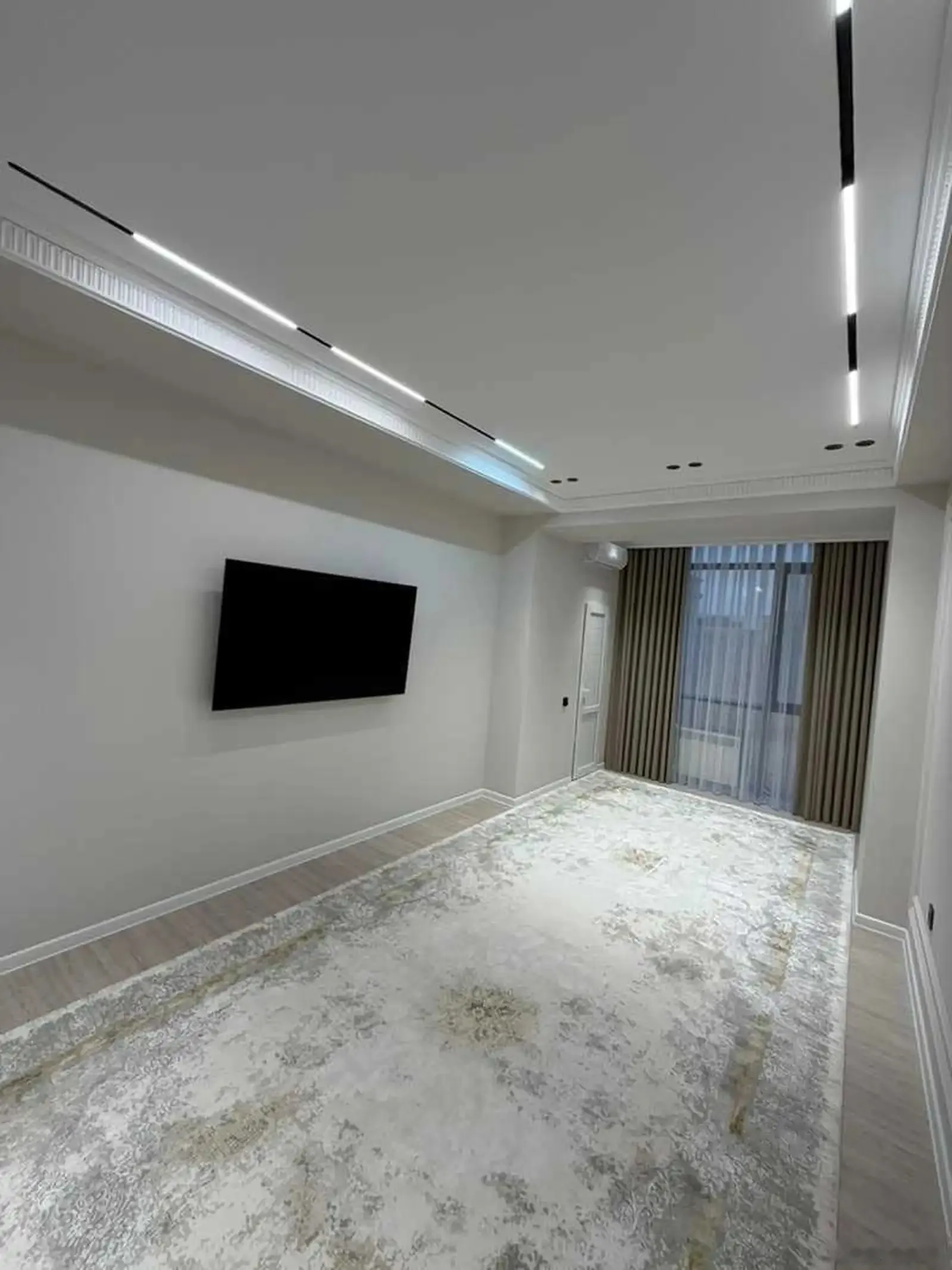 2-комн. квартира, 15 этаж, 100м², поликлиникаи