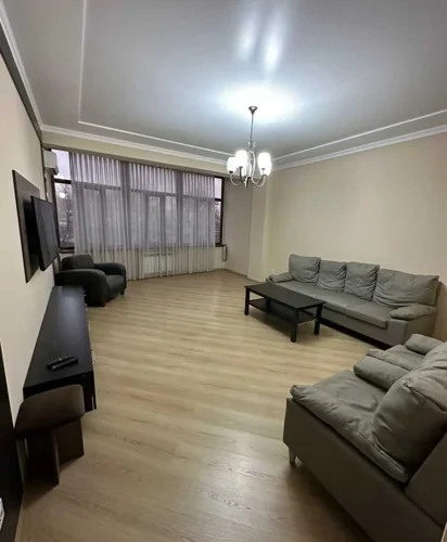 3-к квартира, 2 этаж, 130 м², И.Сомони