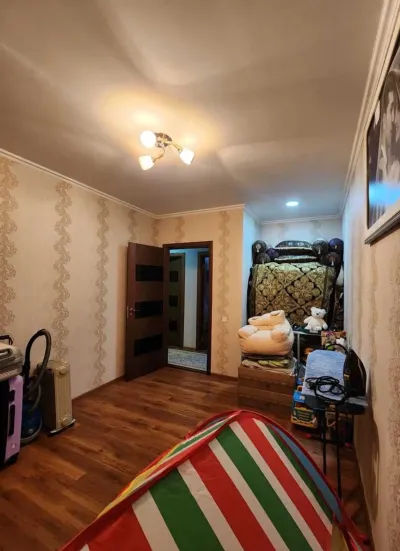 3-комн. квартира, 3 этаж, 63м², 92 мкр