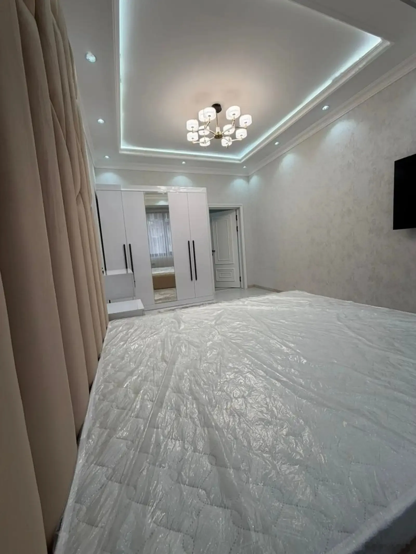 2-комн. квартира, 9 этаж, 85м², Гранд Отель