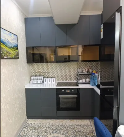 2-комн. квартира, 8 этаж, 70м², Шохмансур