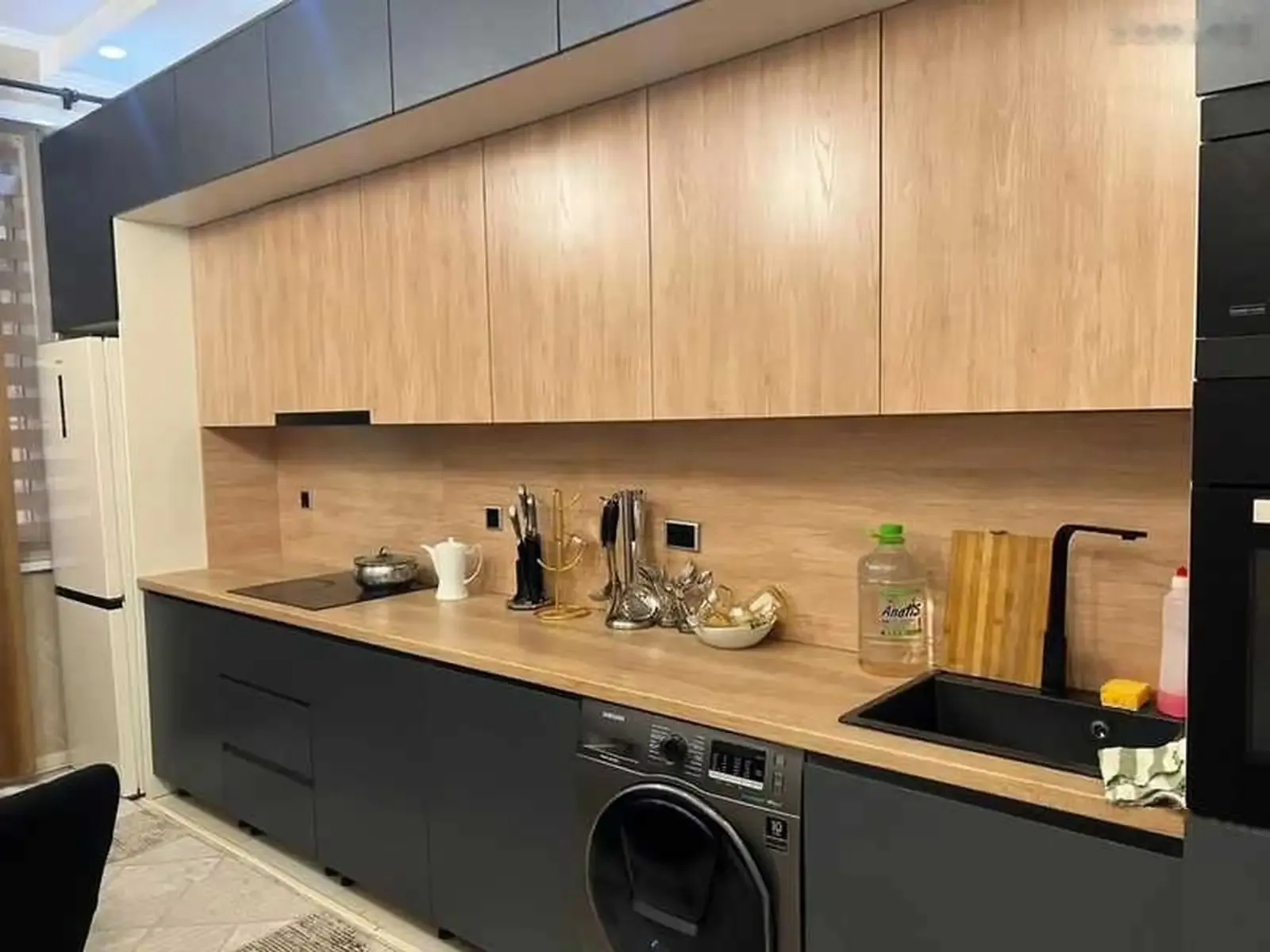 3-комн. квартира, 1 этаж, 100м², Сино