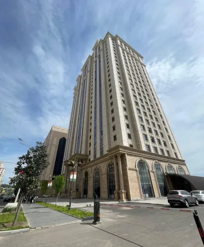 2-комн. квартира, 10 этаж, 120 м², н.Шохмансур,напротив Бахт-z с боку Hilton