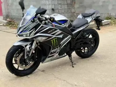 Мотоцикл Suzuki GSX250 на заказ