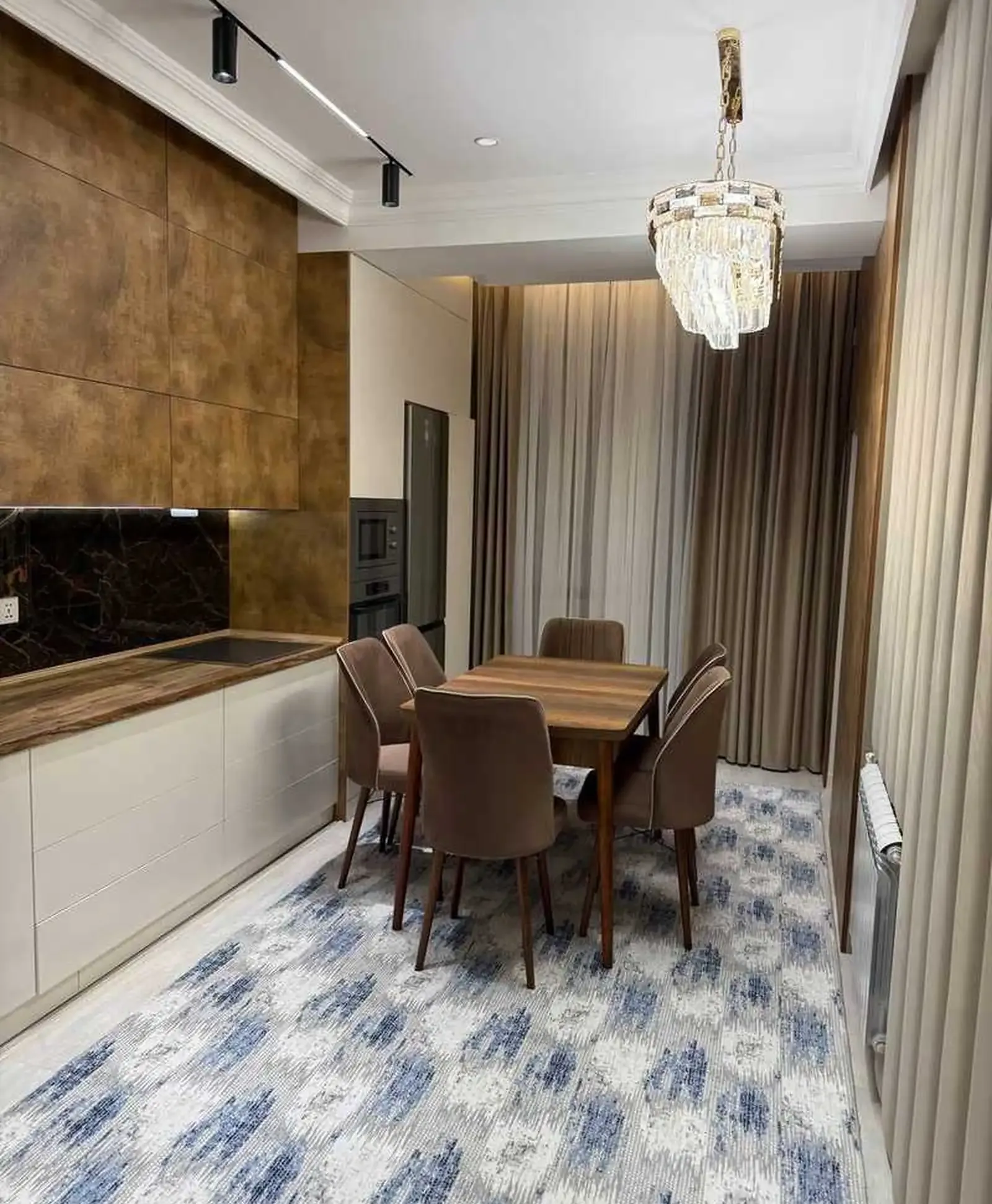 3-комн. квартира, 4 этаж, 117м², Спартак