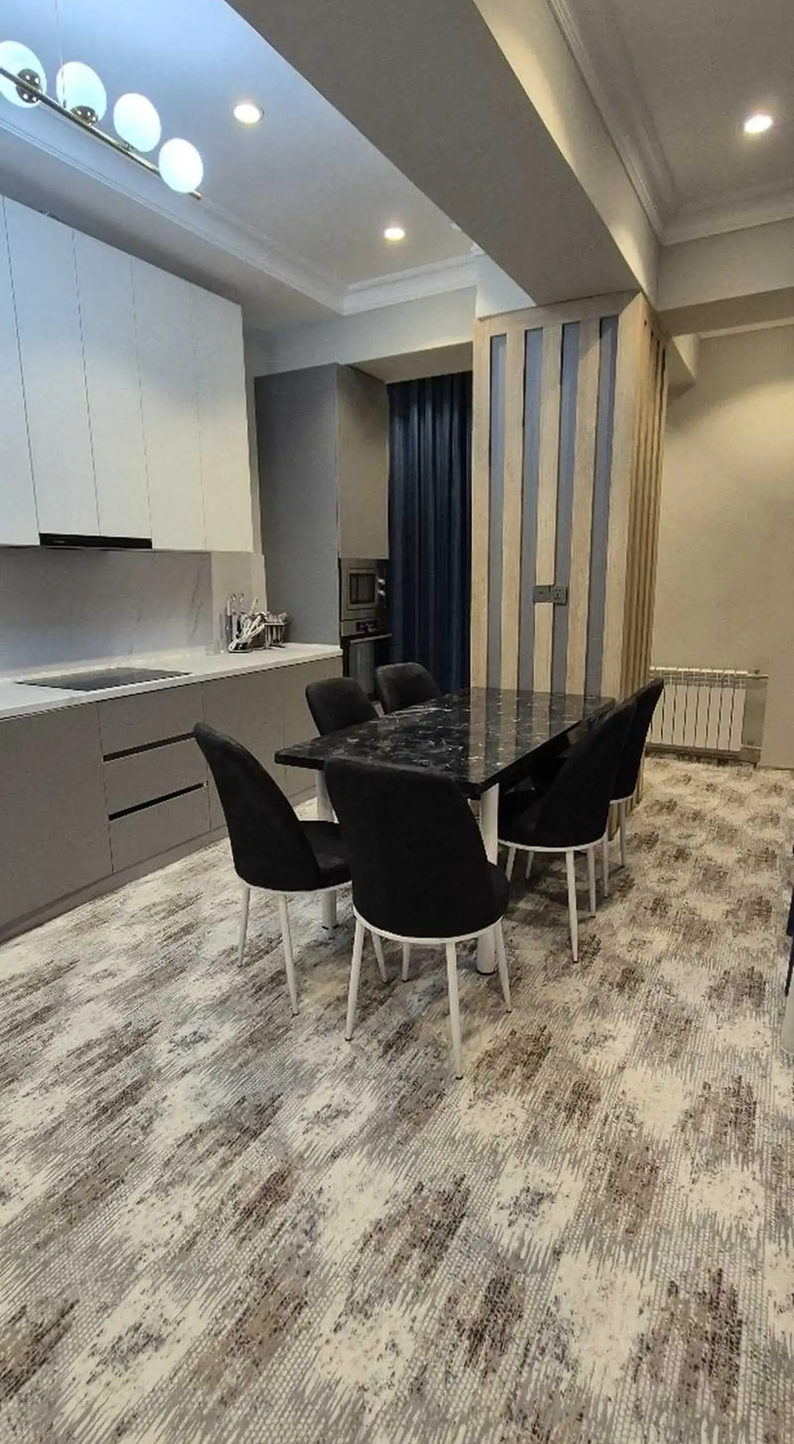 2-к квартира, 15 этаж, 92 м², Центр Бахт-Z, Созидание