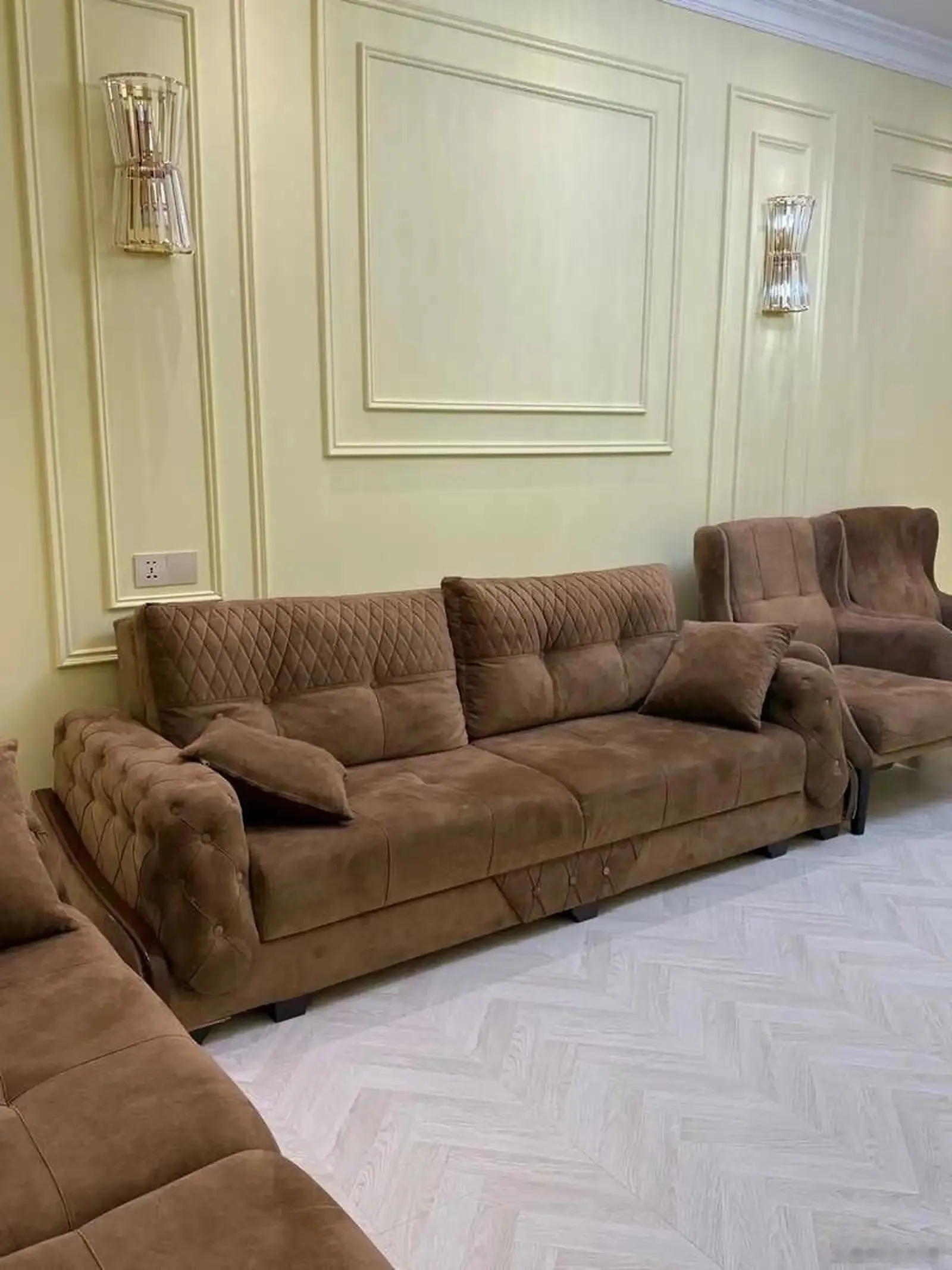 2-комн. квартира, 5 этаж, 90м², Алфемо