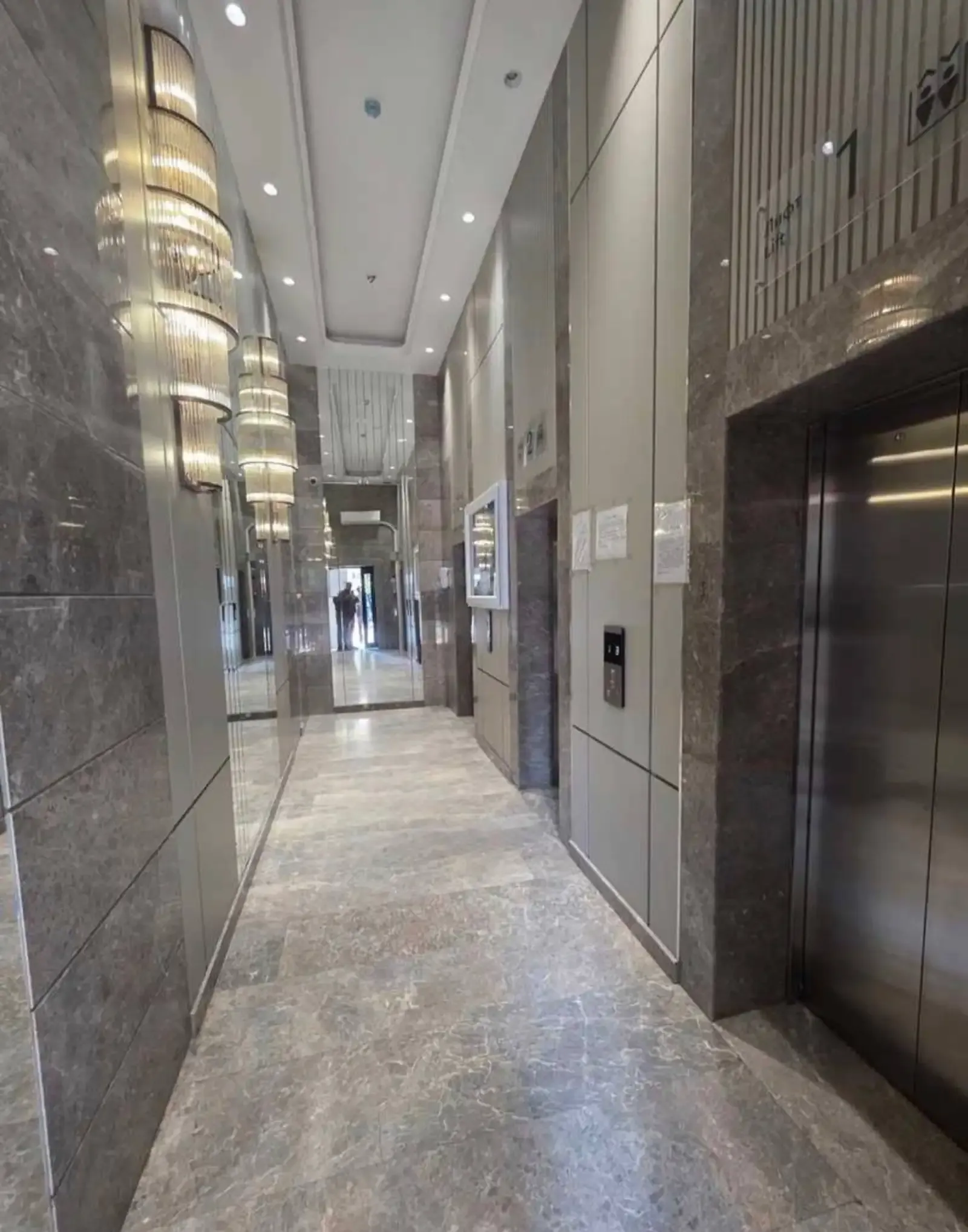 4-комн. квартира, 11 этаж, 153 м², Шохмансур, Созидание, Бахт-z